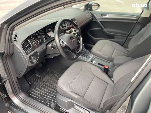 Volkswagen e-Golf 2017 - фото 17