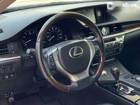 Lexus ES 2015 - фото 23