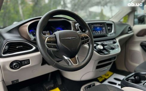 Chrysler Pacifica 2017 - фото 22
