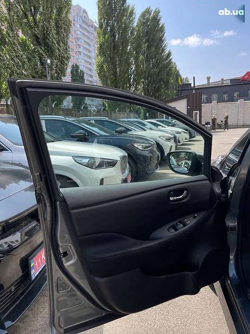 Nissan Leaf 2022 - фото 25