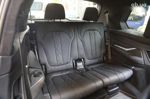 BMW X7 2020 - фото 11