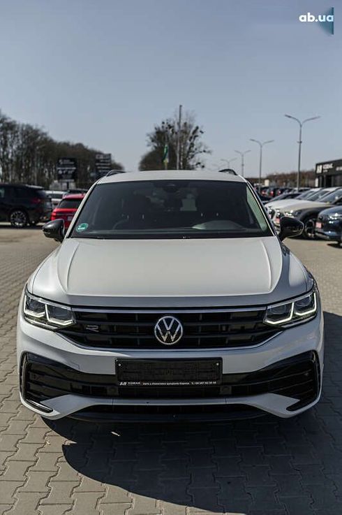 Volkswagen Tiguan 2021 - фото 29