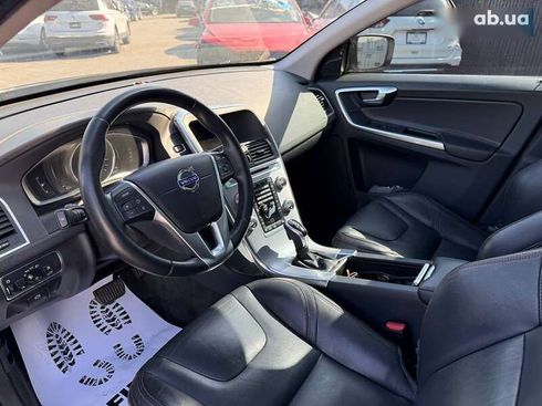Volvo XC60 2017 - фото 9