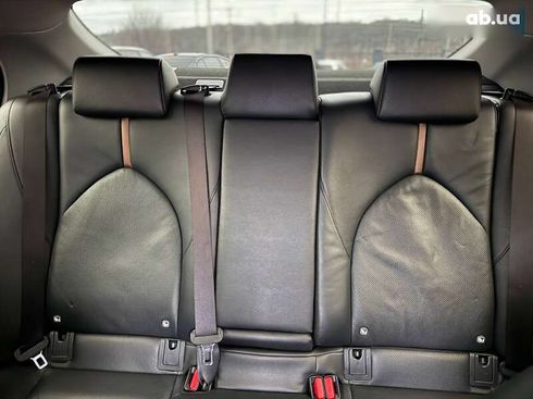 Toyota Camry 2018 - фото 25