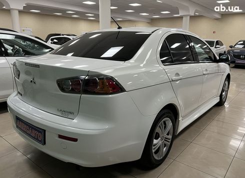 Mitsubishi Lancer 2012 белый - фото 9