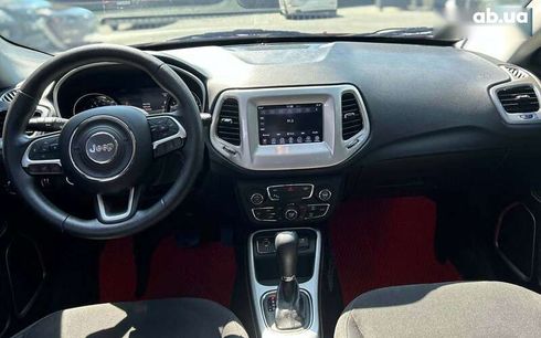 Jeep Compass 2017 - фото 14