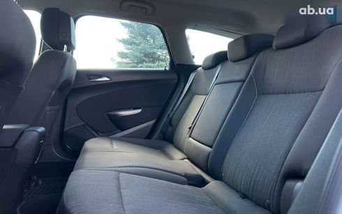 Opel Astra 2011 - фото 14