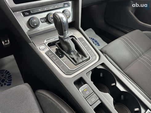 Volkswagen passat alltrack 2019 - фото 26