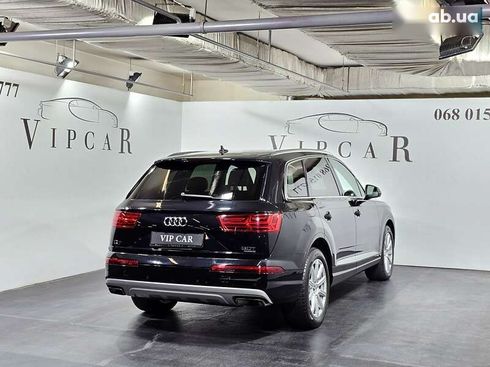 Audi Q7 2017 - фото 9
