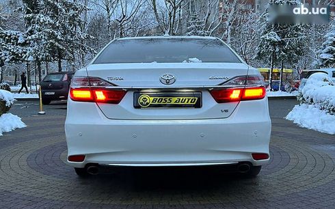 Toyota Camry 2017 - фото 6