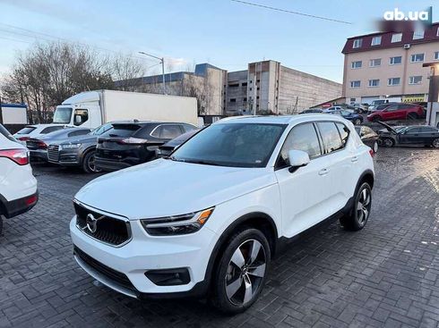 Volvo XC40 2021 - фото 2