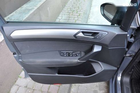 Volkswagen Touran 2020 - фото 14