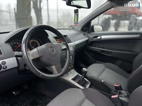 Opel Astra 2006 - фото 20