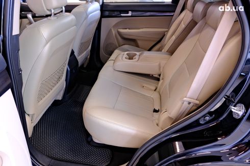 Kia Sorento 2011 черный - фото 8