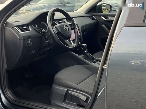 Skoda Octavia 2019 - фото 26