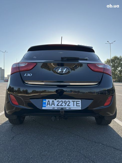 Hyundai i30 2013 черный - фото 4