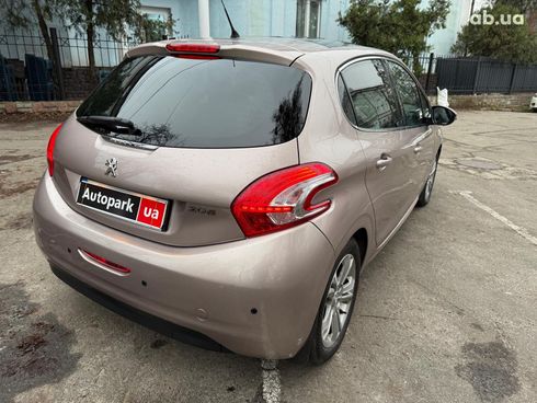 Peugeot 208 2013 серый - фото 6