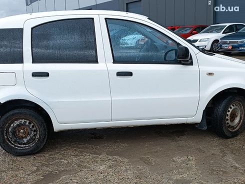 Fiat Panda 2011 белый - фото 2