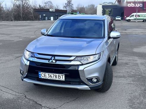 Mitsubishi Outlander 2018 - фото 30