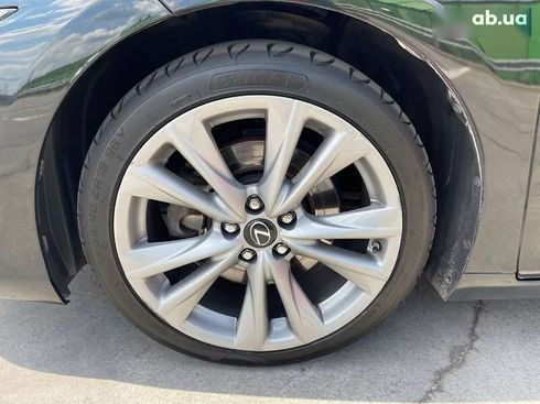 Lexus ES 2019 - фото 15