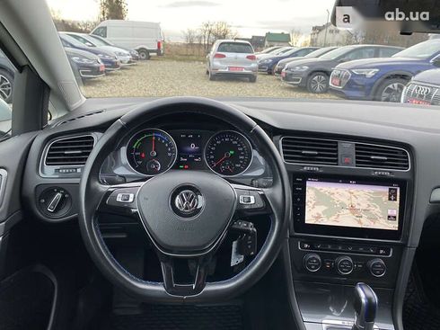 Volkswagen e-Golf 2018 - фото 25