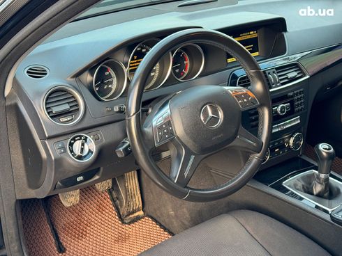 Mercedes-Benz C-Класс 2012 черный - фото 16
