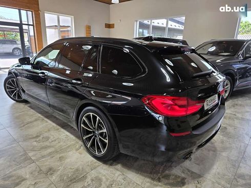 BMW 5 серия 2017 - фото 24