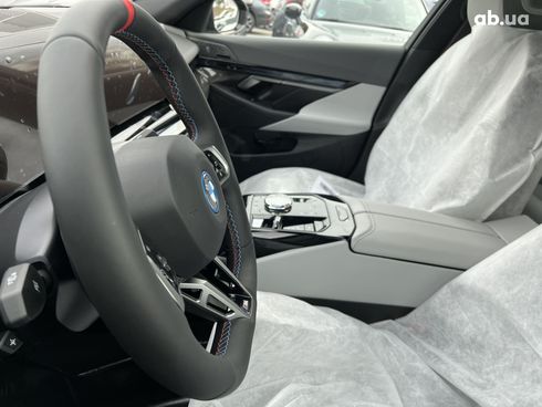 BMW i5 2024 - фото 26