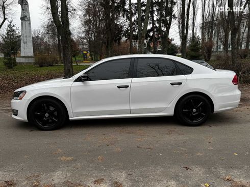 Volkswagen Passat 2013 белый - фото 12