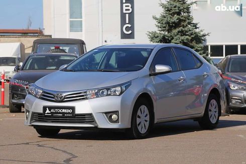 Toyota Corolla 2014 - фото 3