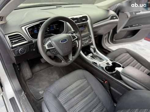 Ford Fusion 2016 - фото 20