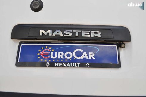 Renault Master 2017 - фото 30