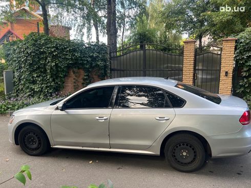 Volkswagen passat b7 2012 серый - фото 8