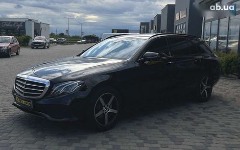 Mercedes-Benz E-Класс 2017 - фото 3