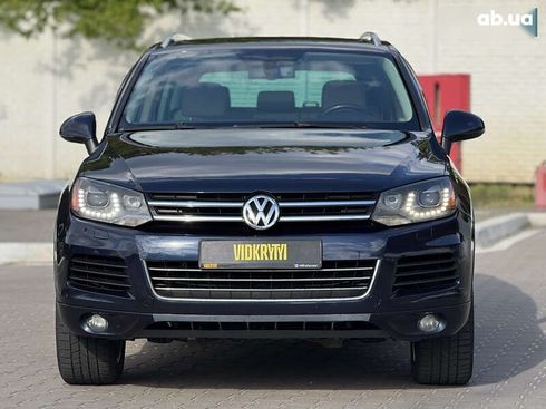 Volkswagen Touareg 2010 - фото 3