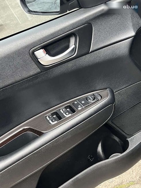 Kia Optima 2018 - фото 22
