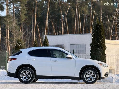 Alfa Romeo Stelvio 2020 - фото 11