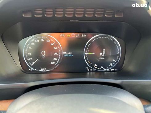 Volvo XC90 2021 - фото 22