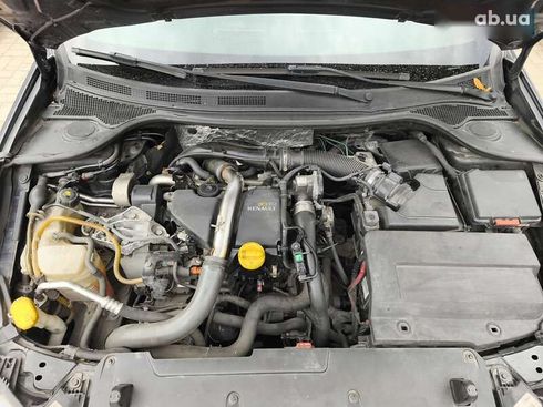 Renault Laguna 2011 - фото 25