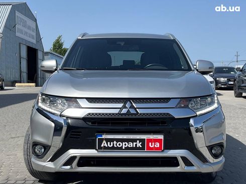 Mitsubishi Outlander 2021 серый - фото 2