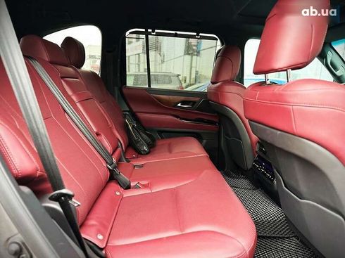 Lexus LX 2022 - фото 28