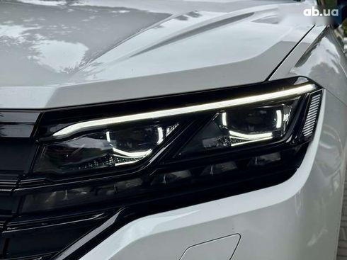 Volkswagen Touareg 2023 - фото 8