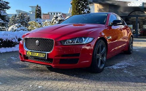 Jaguar XE 2018 - фото 3