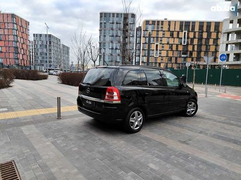 Opel Zafira 2008 - фото 23