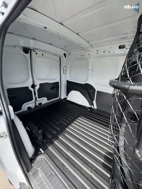 Renault Kangoo 2020 - фото 27