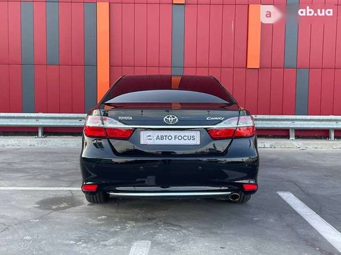 Toyota Camry 2017 - фото 5