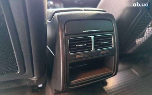Volkswagen Touareg 2011 - фото 22