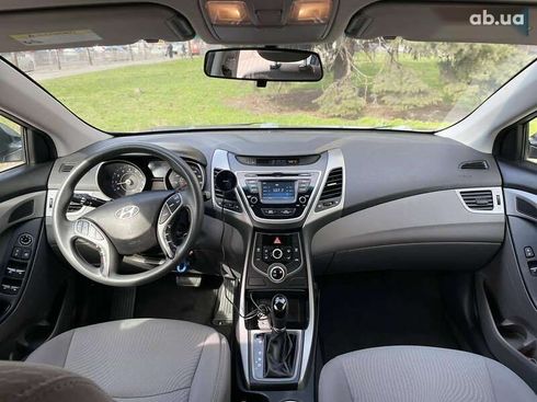 Hyundai Elantra 2014 - фото 14