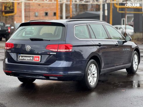 Volkswagen passat b8 2015 синий - фото 12