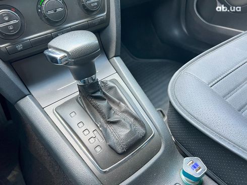 Skoda Octavia 2005 черный - фото 14